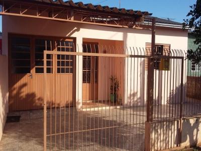 Casa para Venda, em Cachoeira do Sul, bairro Univerasitario, 3 dormitórios, 2 banheiros, 1 vaga