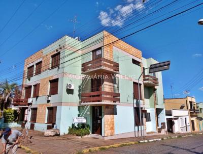 Apartamento para Locação, em Cachoeira do Sul, bairro Centro, 2 dormitórios, 2 banheiros, 1 suíte, 1 vaga