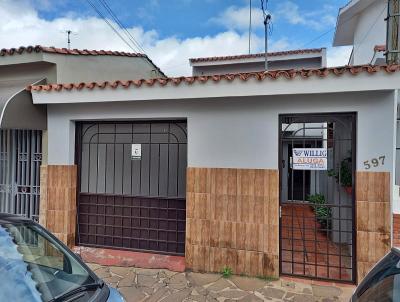 Casa para Locação, em Cachoeira do Sul, bairro Centro, 2 dormitórios, 1 banheiro, 1 vaga